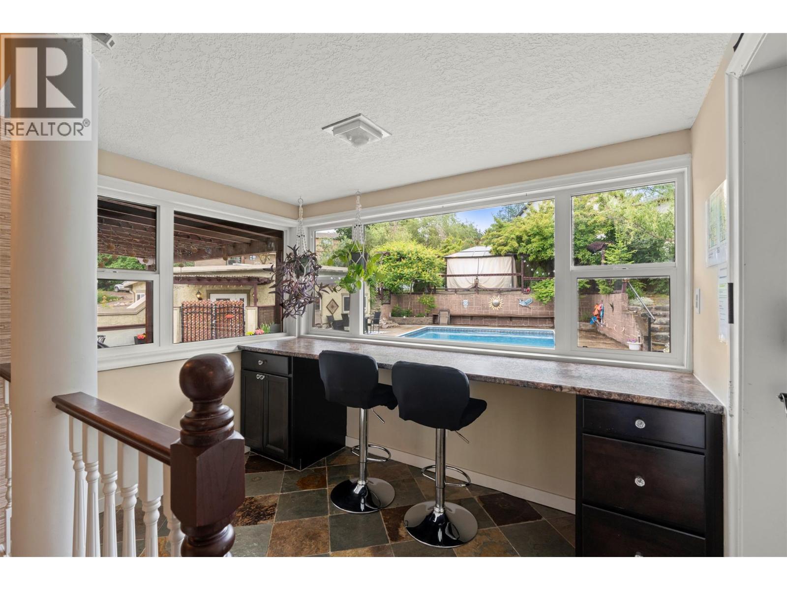 4105 Pleasant Valley Road, Vernon, British Columbia  V1T 4M1 - Photo 34 - 10391440