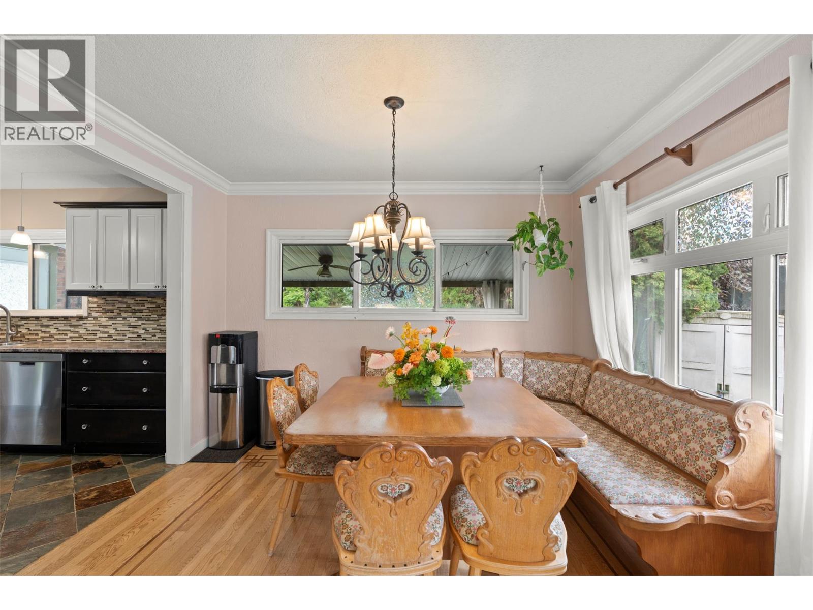 4105 Pleasant Valley Road, Vernon, British Columbia  V1T 4M1 - Photo 36 - 10391440