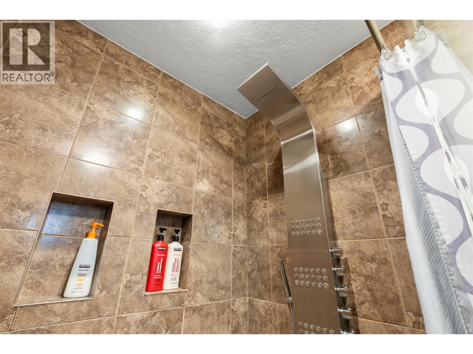 4105 Pleasant Valley Road, Vernon, British Columbia  V1T 4M1 - Photo 63 - 10391440