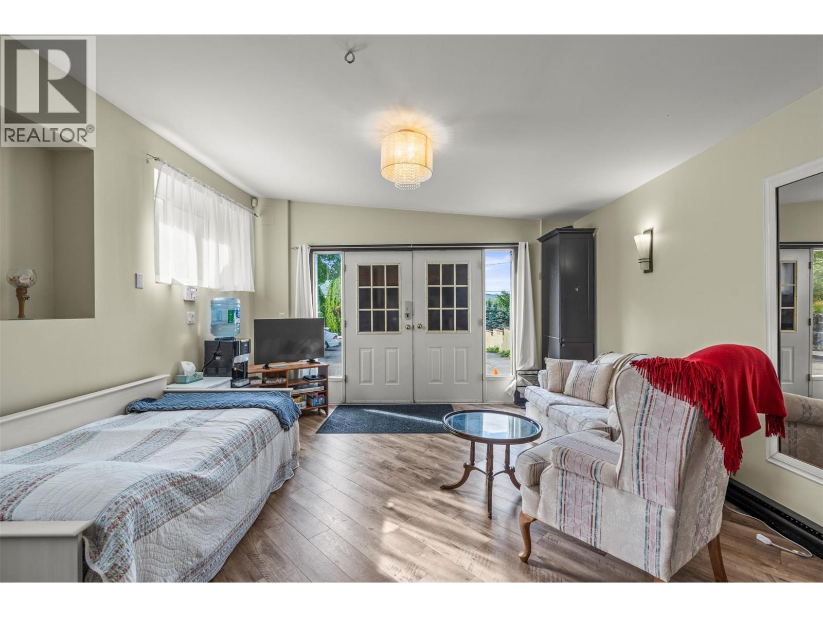 4105 Pleasant Valley Road, Vernon, British Columbia  V1T 4M1 - Photo 9 - 10391440
