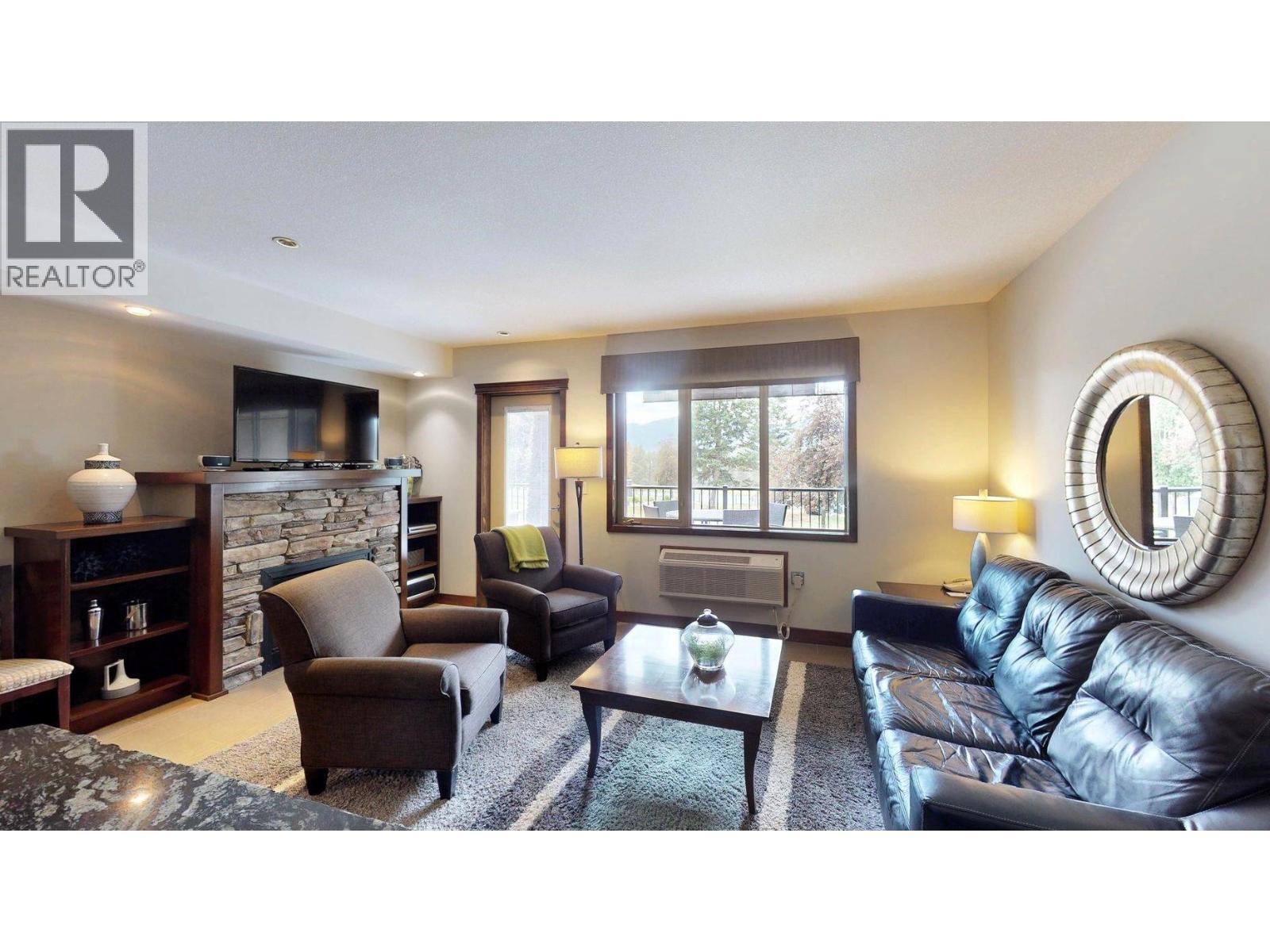 700 Bighorn Boulevard Unit# 715 E, Radium Hot Springs, British Columbia  V0A 1M0 - Photo 7 - 10391385
