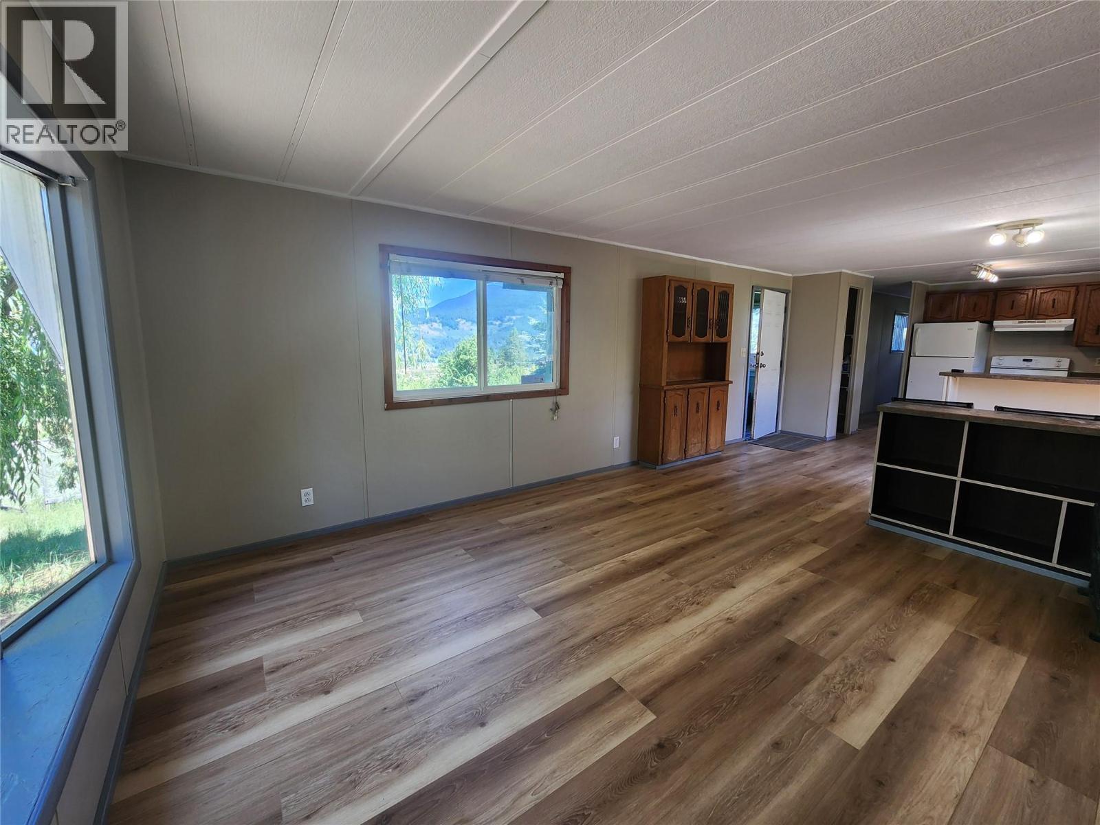 6105 Sleepy Hollow Road, Grand Forks, British Columbia  V0H 1H5 - Photo 4 - 10391189