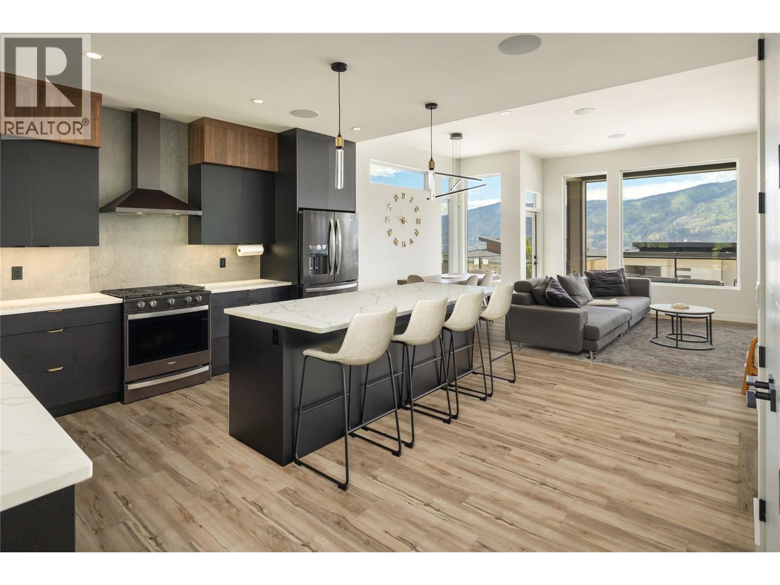 9499 Ledgestone Road, Lake Country, British Columbia  V4V 0A4 - Photo 12 - 10391192