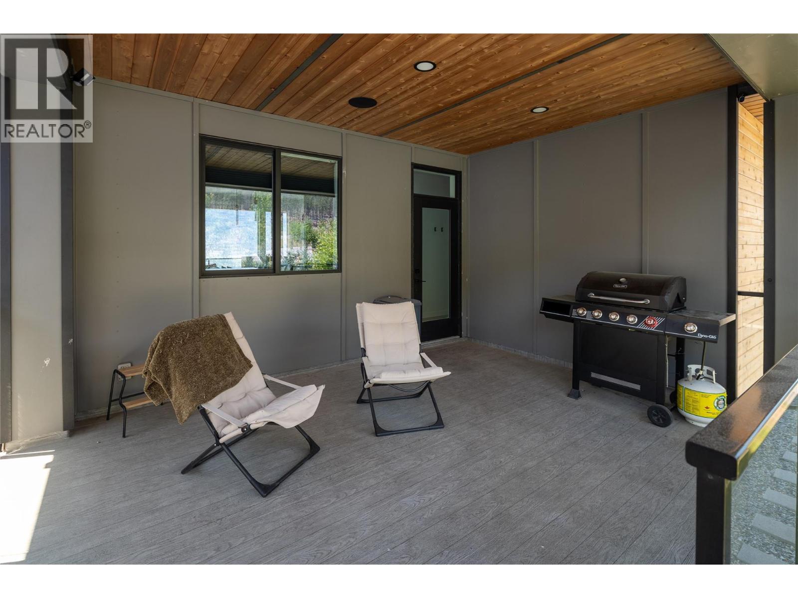 9499 Ledgestone Road, Lake Country, British Columbia  V4V 0A4 - Photo 15 - 10391192