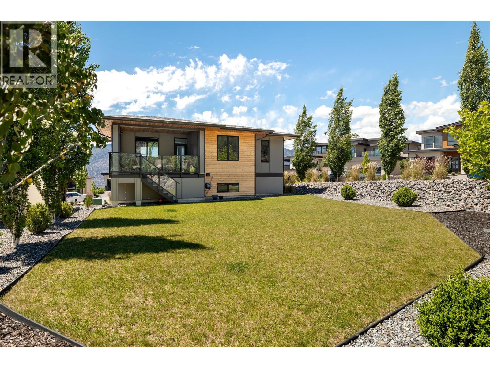 9499 Ledgestone Road, Lake Country, British Columbia  V4V 0A4 - Photo 17 - 10391192
