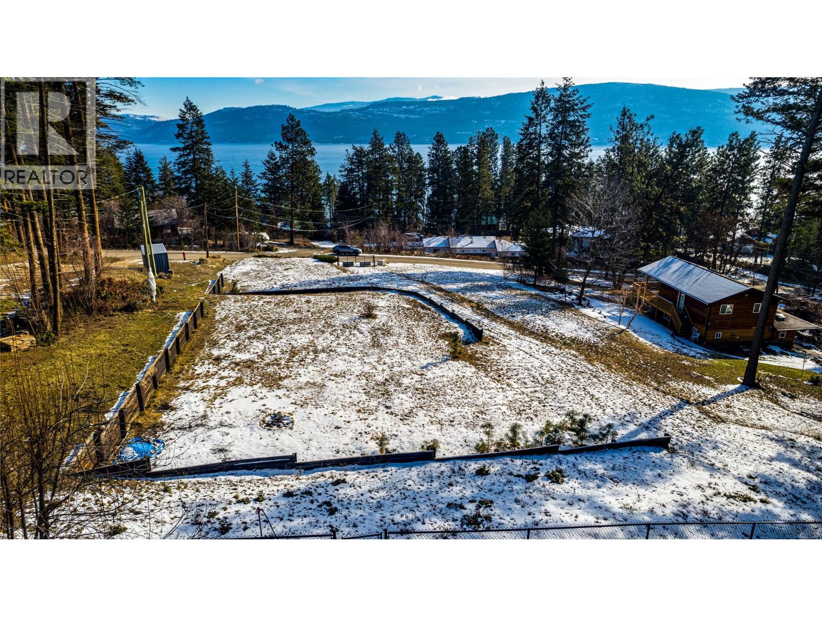 9534 Hodges Road, Vernon, British Columbia  V1H 2G4 - Photo 11 - 10390751