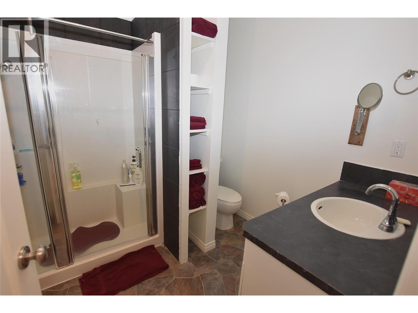 635 636 Osprey Avenue, Vernon, British Columbia  V1H 2A1 - Photo 26 - 10391641