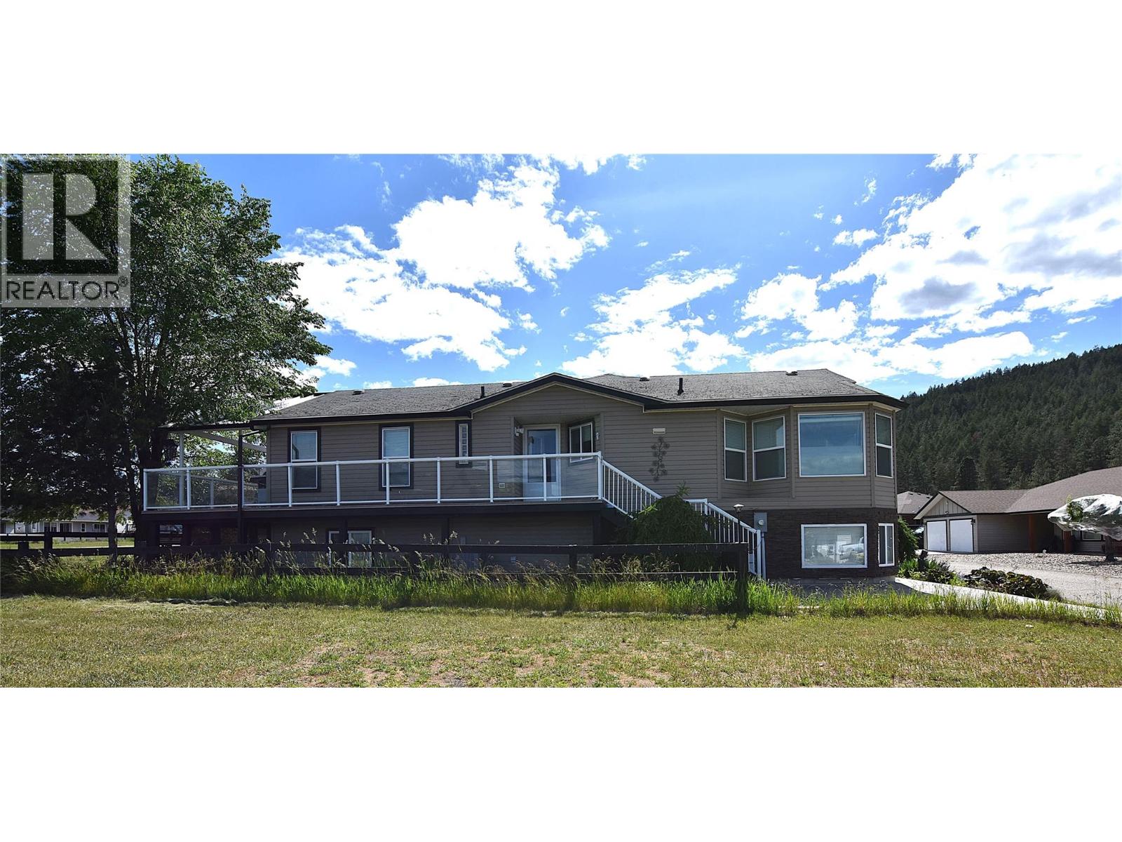 635 636 Osprey Avenue, Vernon, British Columbia  V1H 2A1 - Photo 3 - 10391641