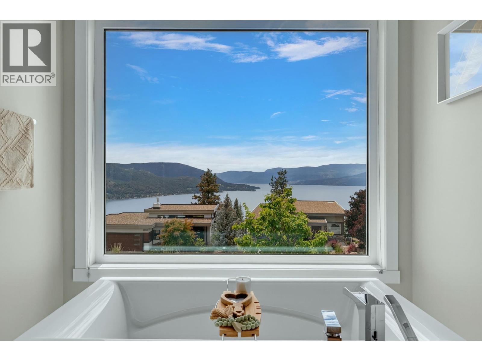 8908 Hampshire Crescent, Vernon, British Columbia  V1H 2K9 - Photo 28 - 10390933