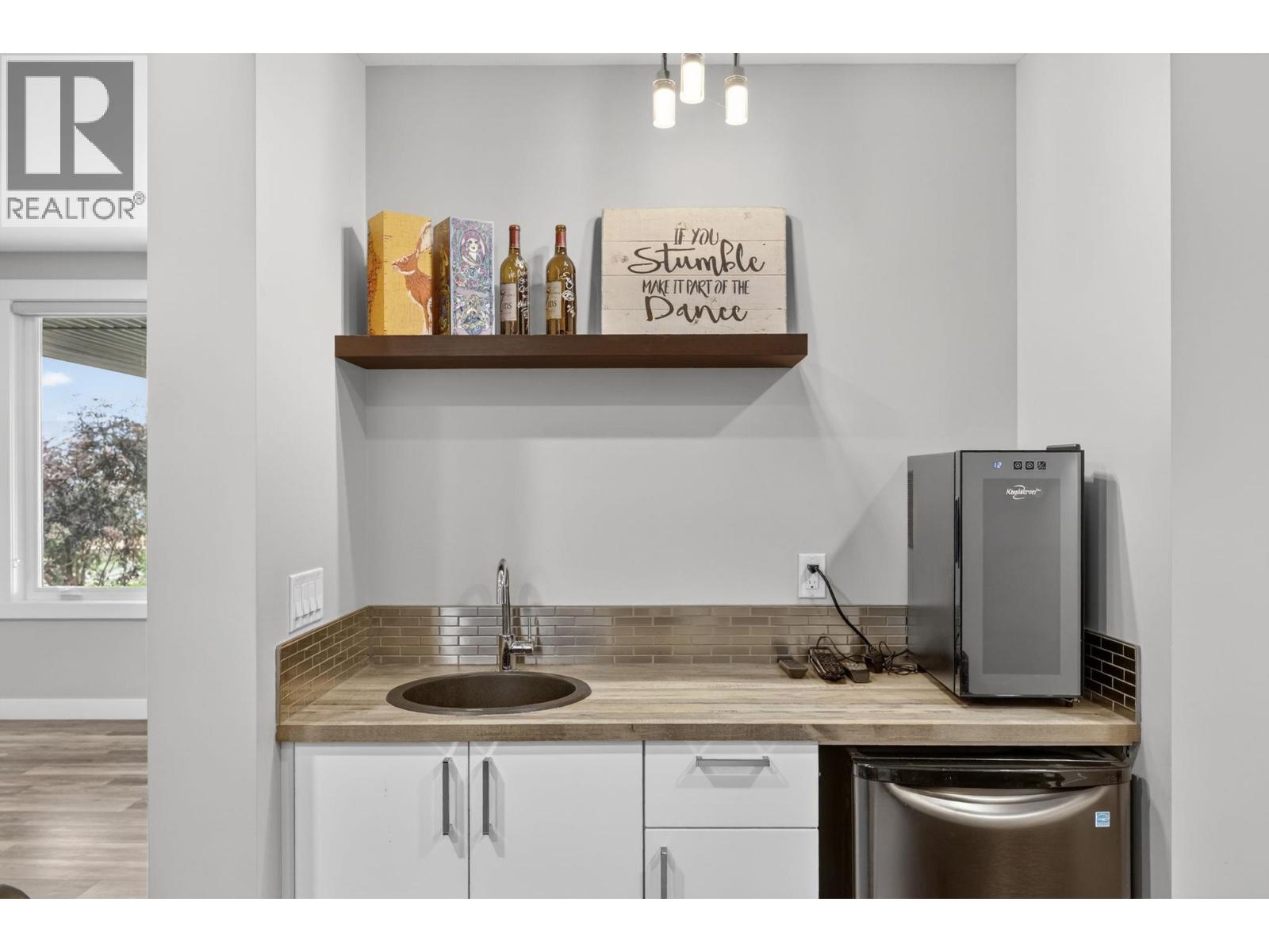 8908 Hampshire Crescent, Vernon, British Columbia  V1H 2K9 - Photo 35 - 10390933