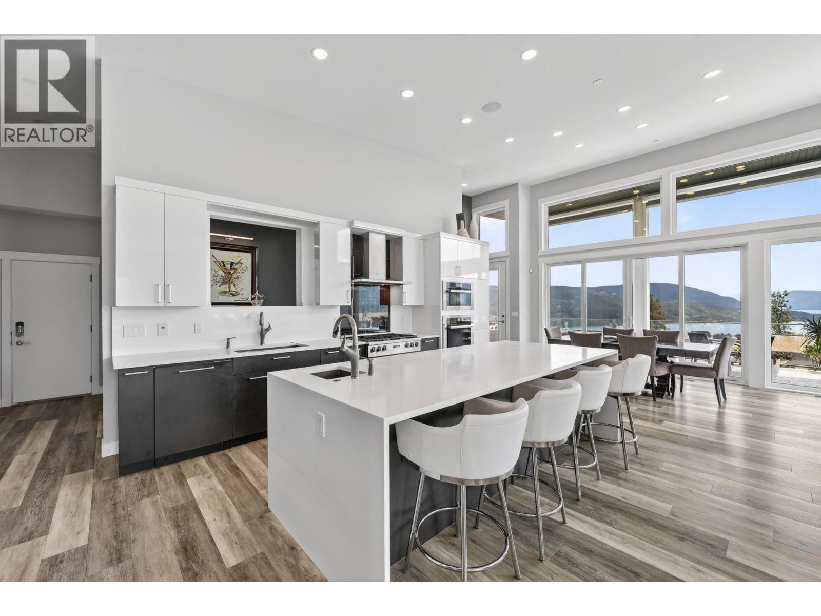 8908 Hampshire Crescent, Vernon, British Columbia  V1H 2K9 - Photo 8 - 10390933