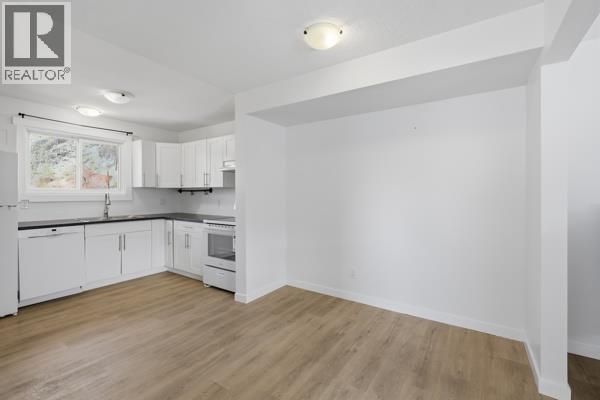 873 Mcqueen Drive, Kamloops, British Columbia  V2B 7X8 - Photo 10 - 10391047