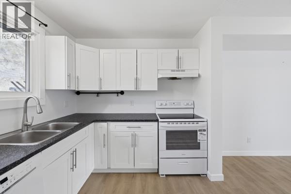 873 Mcqueen Drive, Kamloops, British Columbia  V2B 7X8 - Photo 9 - 10391047