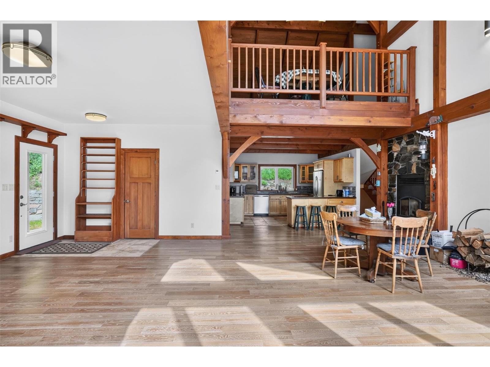 1851 Johnsons Landing Road, Johnsons Landing, British Columbia  V0G 1B0 - Photo 10 - 10390267