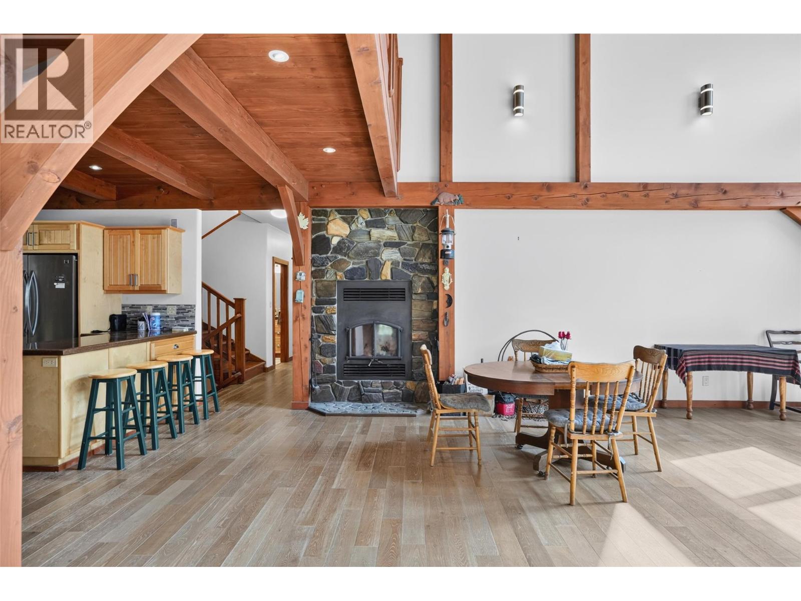 1851 Johnsons Landing Road, Johnsons Landing, British Columbia  V0G 1B0 - Photo 12 - 10390267