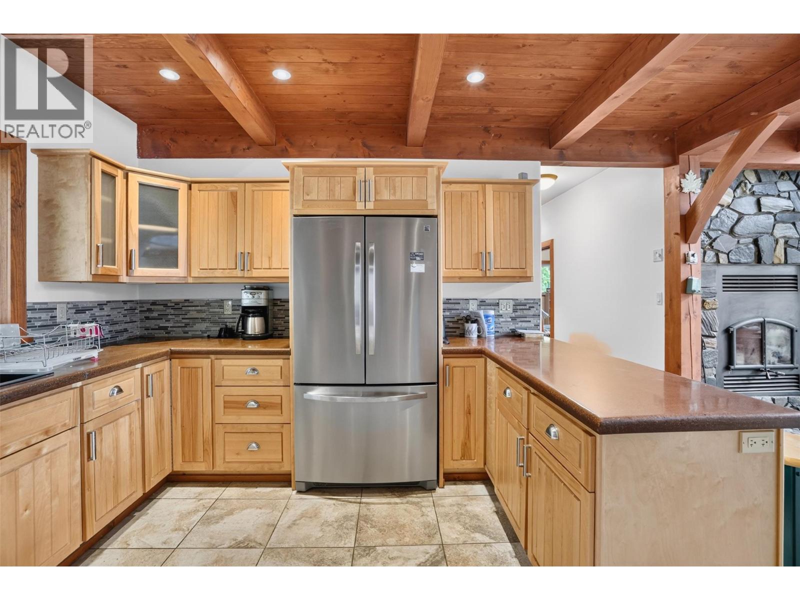 1851 Johnsons Landing Road, Johnsons Landing, British Columbia  V0G 1B0 - Photo 18 - 10390267