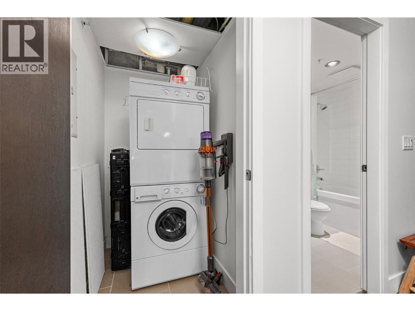 2040 Springfield Road Unit# 807, Kelowna, British Columbia  V1Y 5V8 - Photo 34 - 10391039