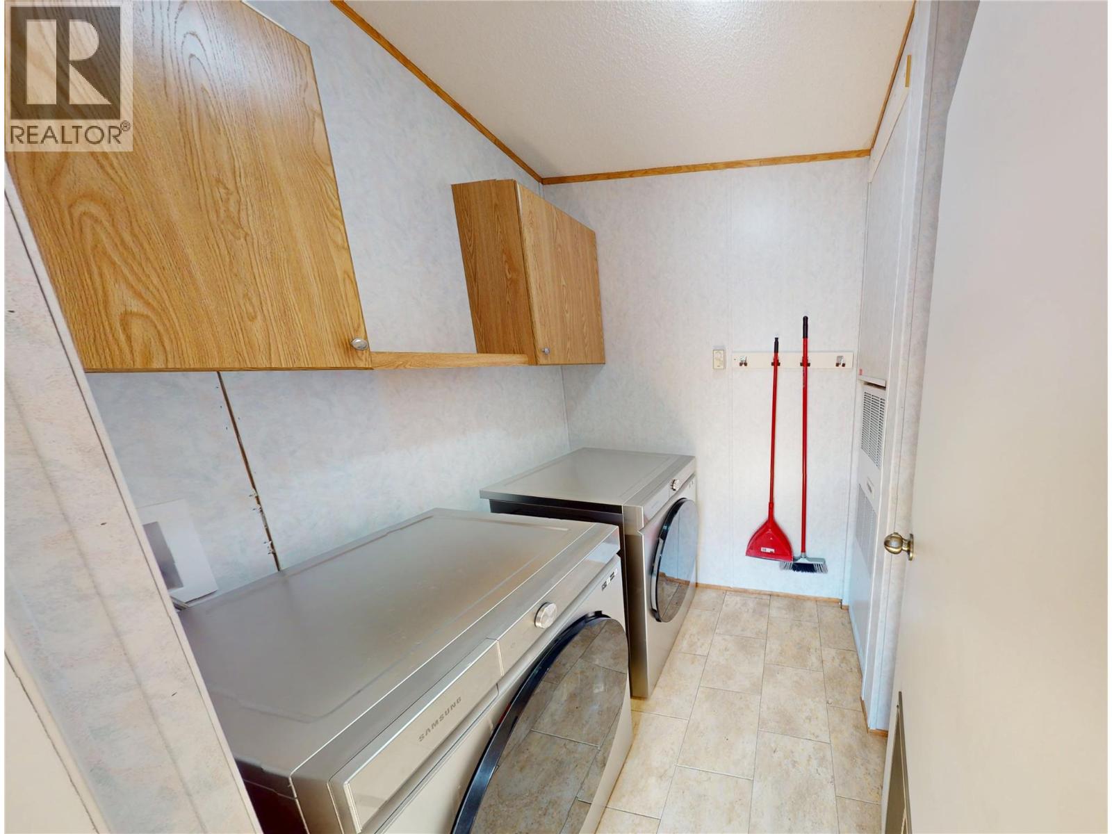 388 Red Cedar Crescent, Sparwood, British Columbia  V0B 2G0 - Photo 12 - 10391569