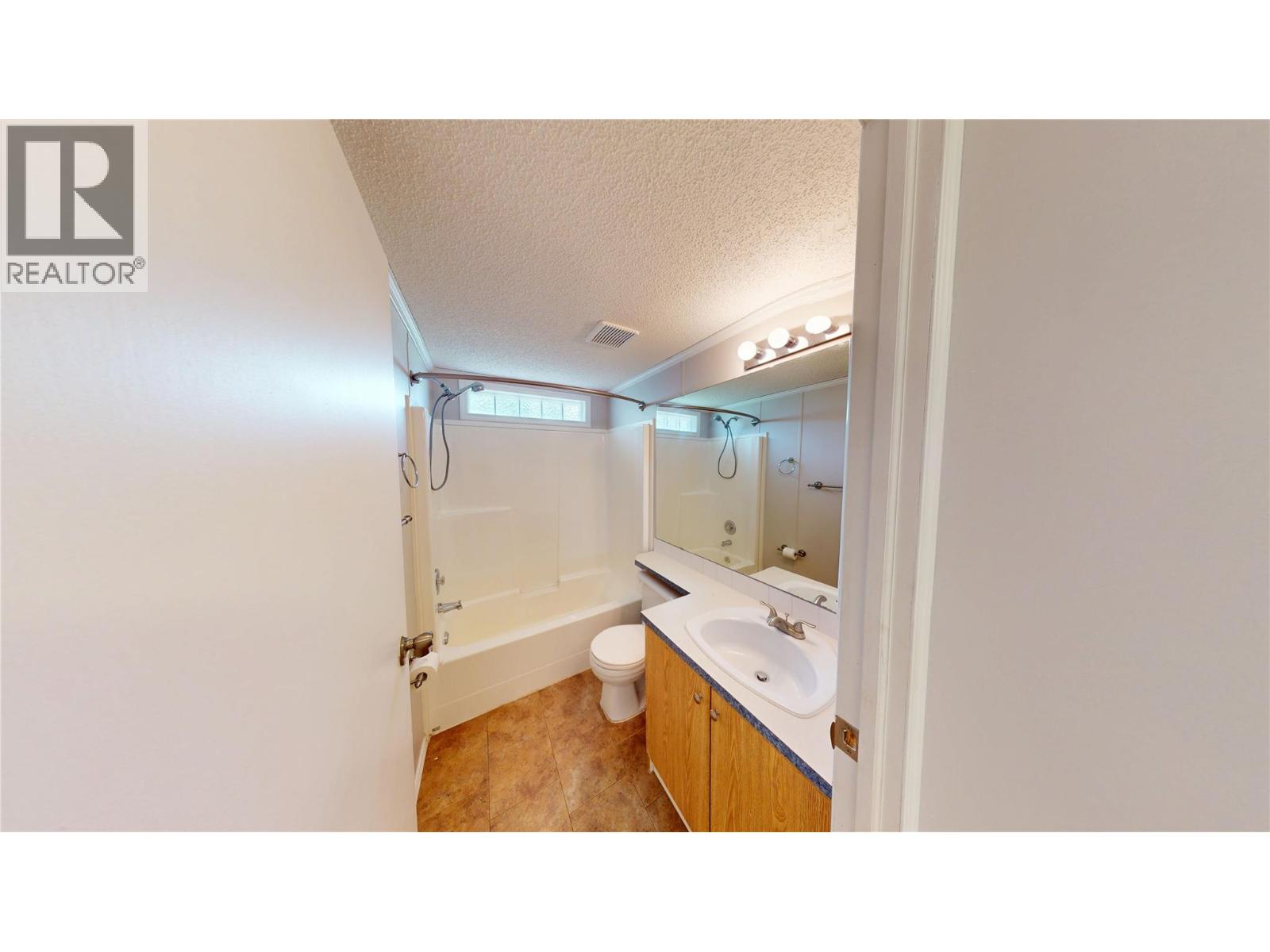 388 Red Cedar Crescent, Sparwood, British Columbia  V0B 2G0 - Photo 13 - 10391569