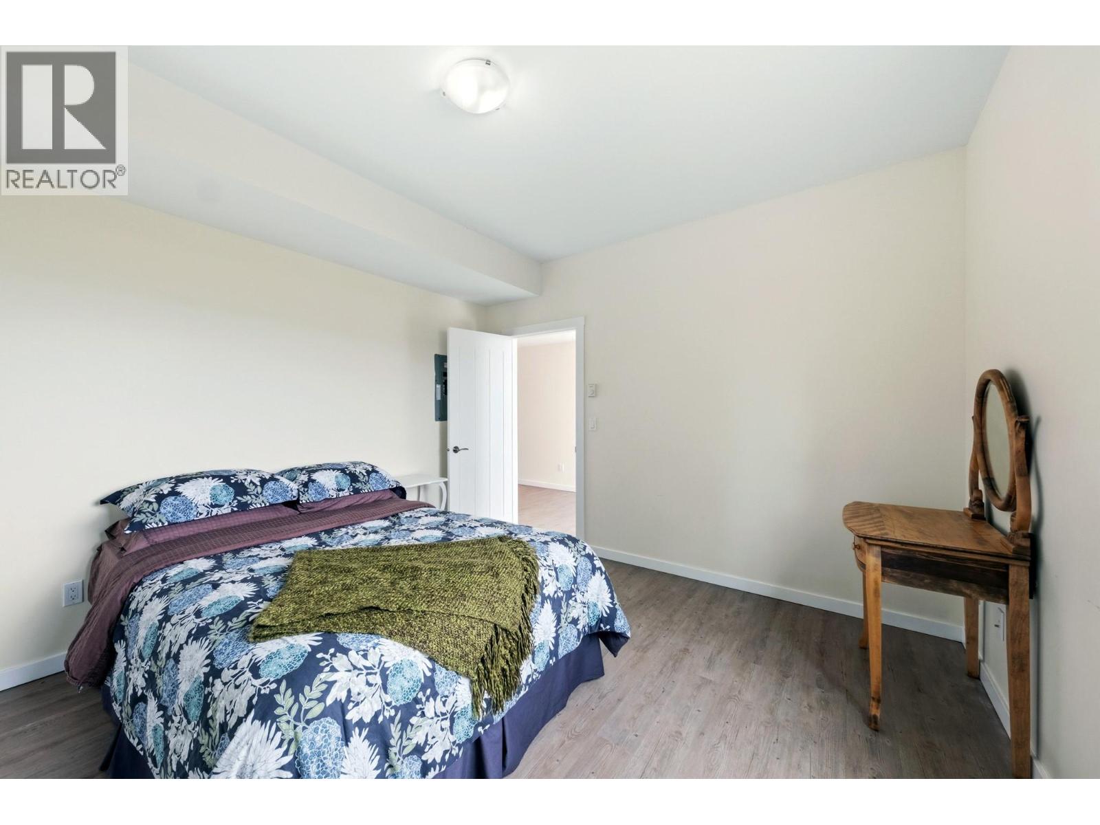 989 Mt Ida Lane, Vernon, British Columbia  V1B 4C3 - Photo 41 - 10391233