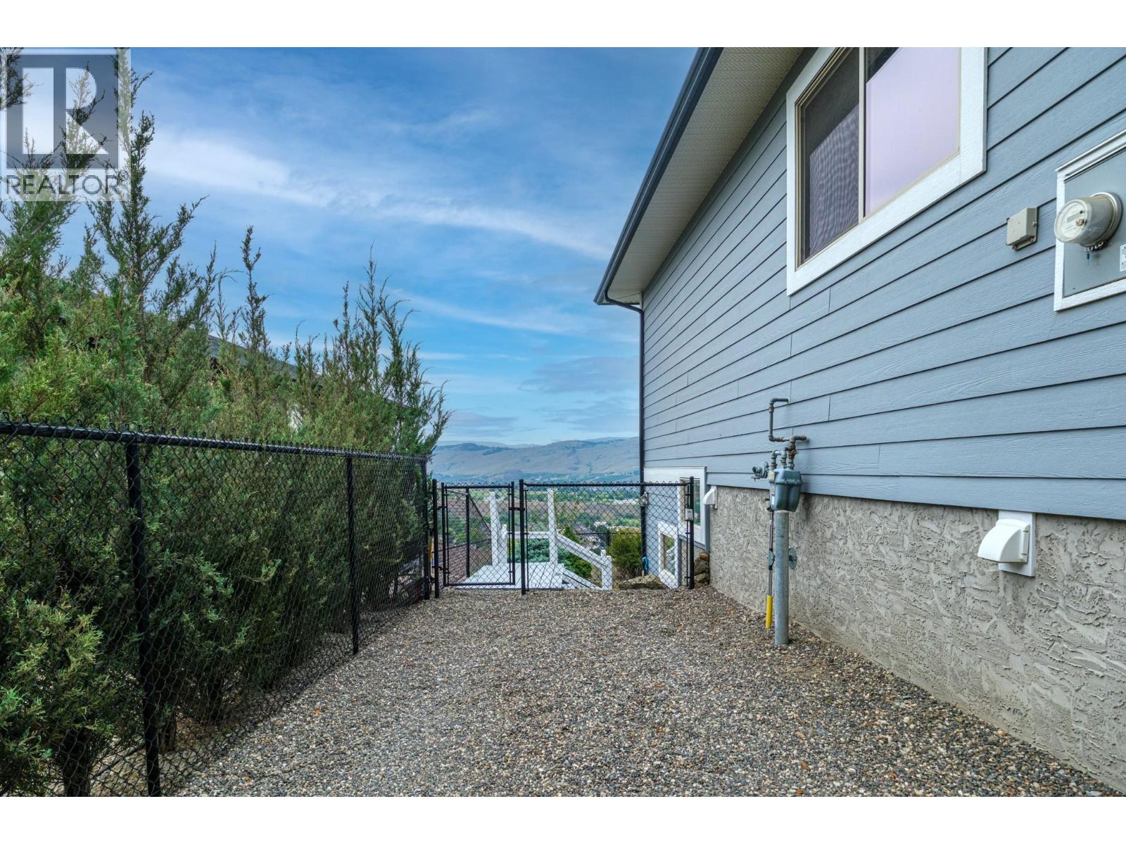 989 Mt Ida Lane, Vernon, British Columbia  V1B 4C3 - Photo 46 - 10391233