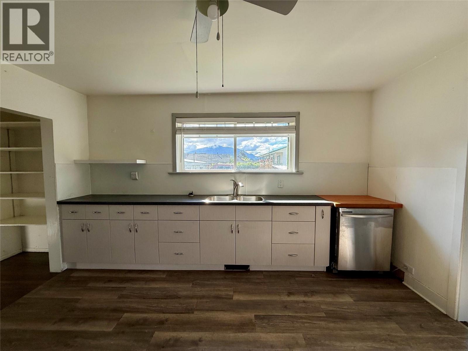 709 4th Street Nw, Cranbrook, British Columbia  V1C 4A3 - Photo 11 - 10391018