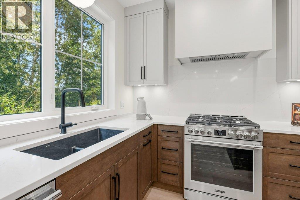 906 Bull Crescent Lot# 48, Kelowna, British Columbia  V1W 0E6 - Photo 6 - 10391762