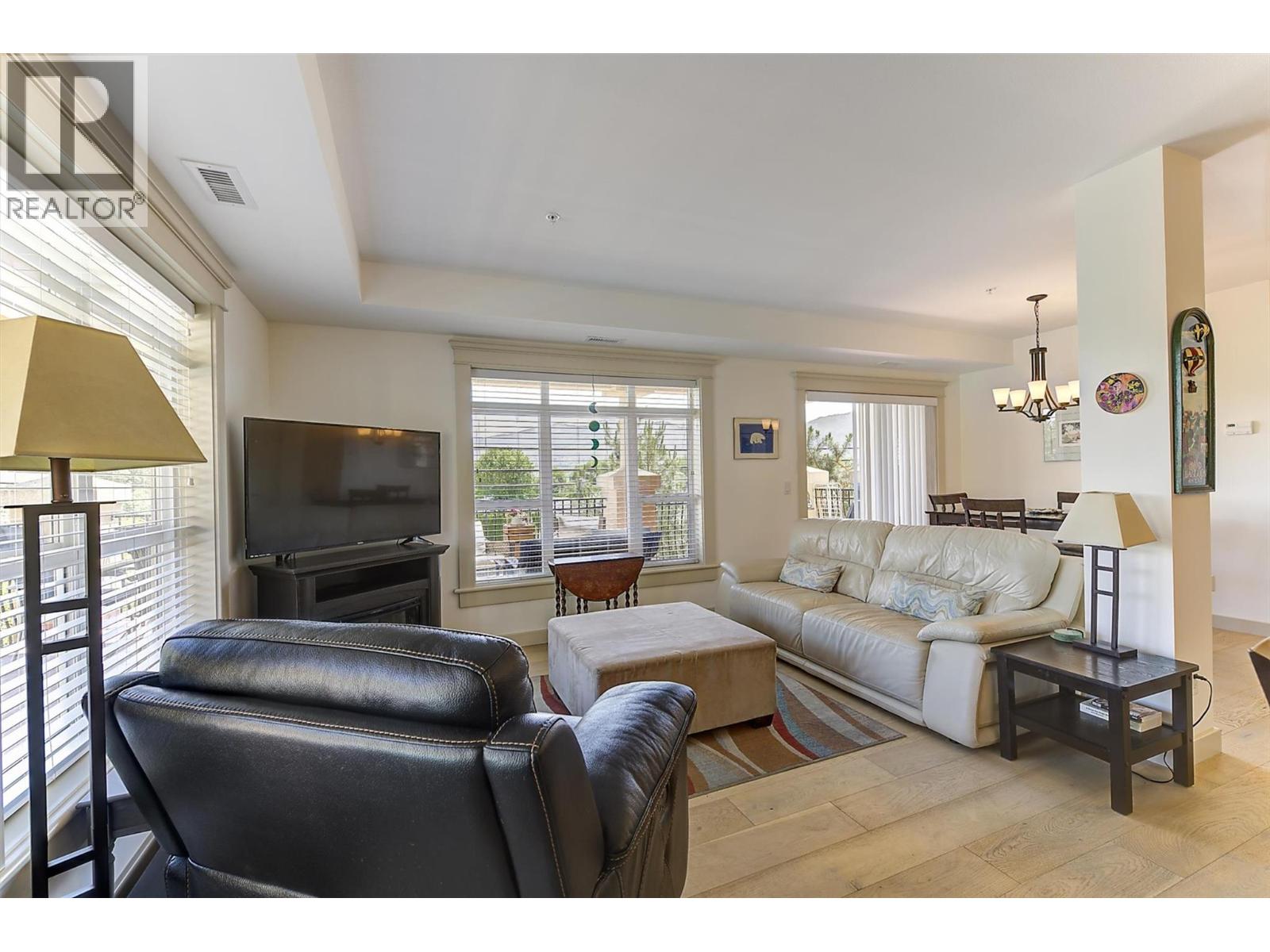 2070 Boucherie Road Unit# 204, West Kelowna, British Columbia  V4T 3K9 - Photo 2 - 10391749