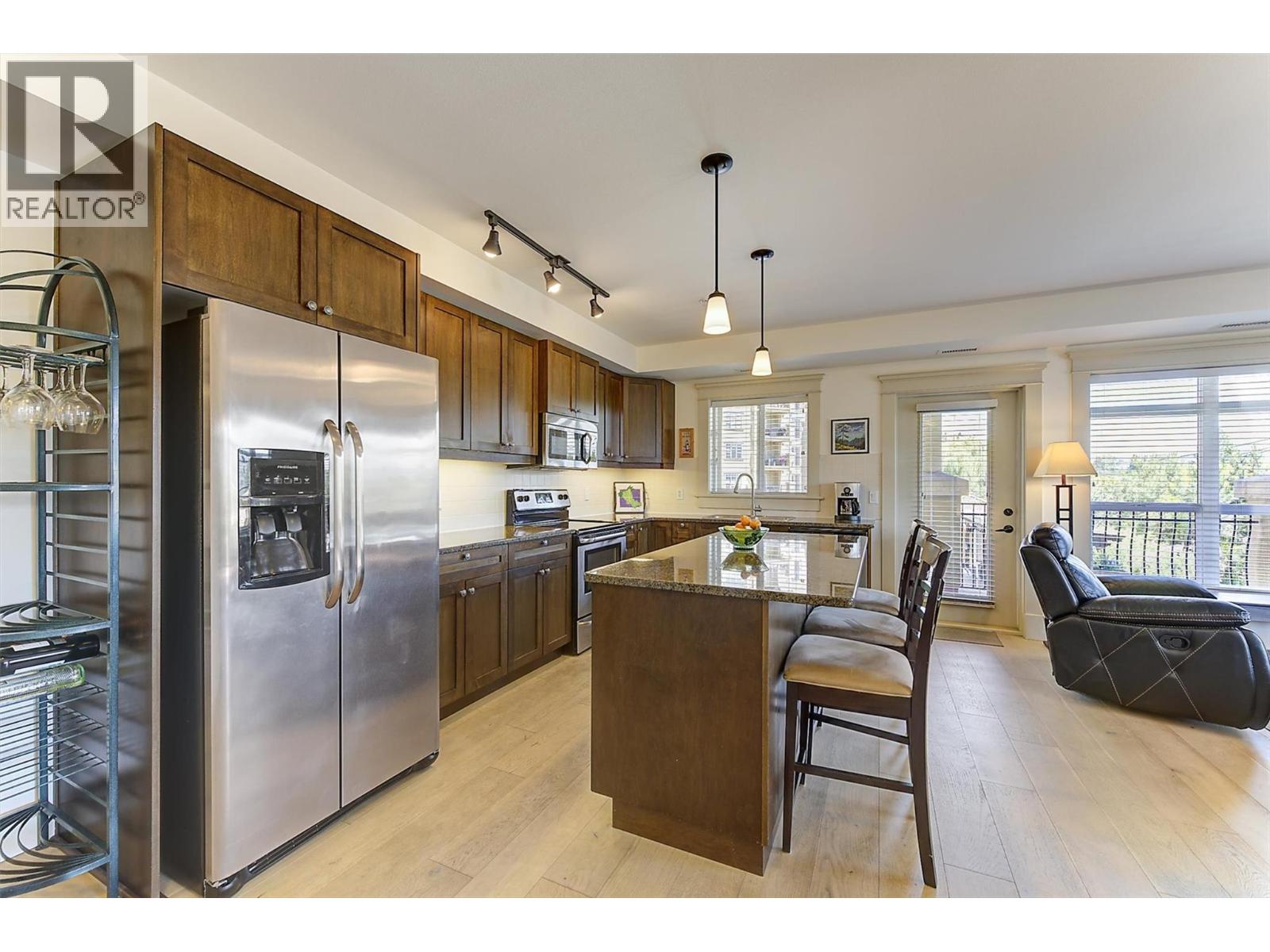 2070 Boucherie Road Unit# 204, West Kelowna, British Columbia  V4T 3K9 - Photo 3 - 10391749