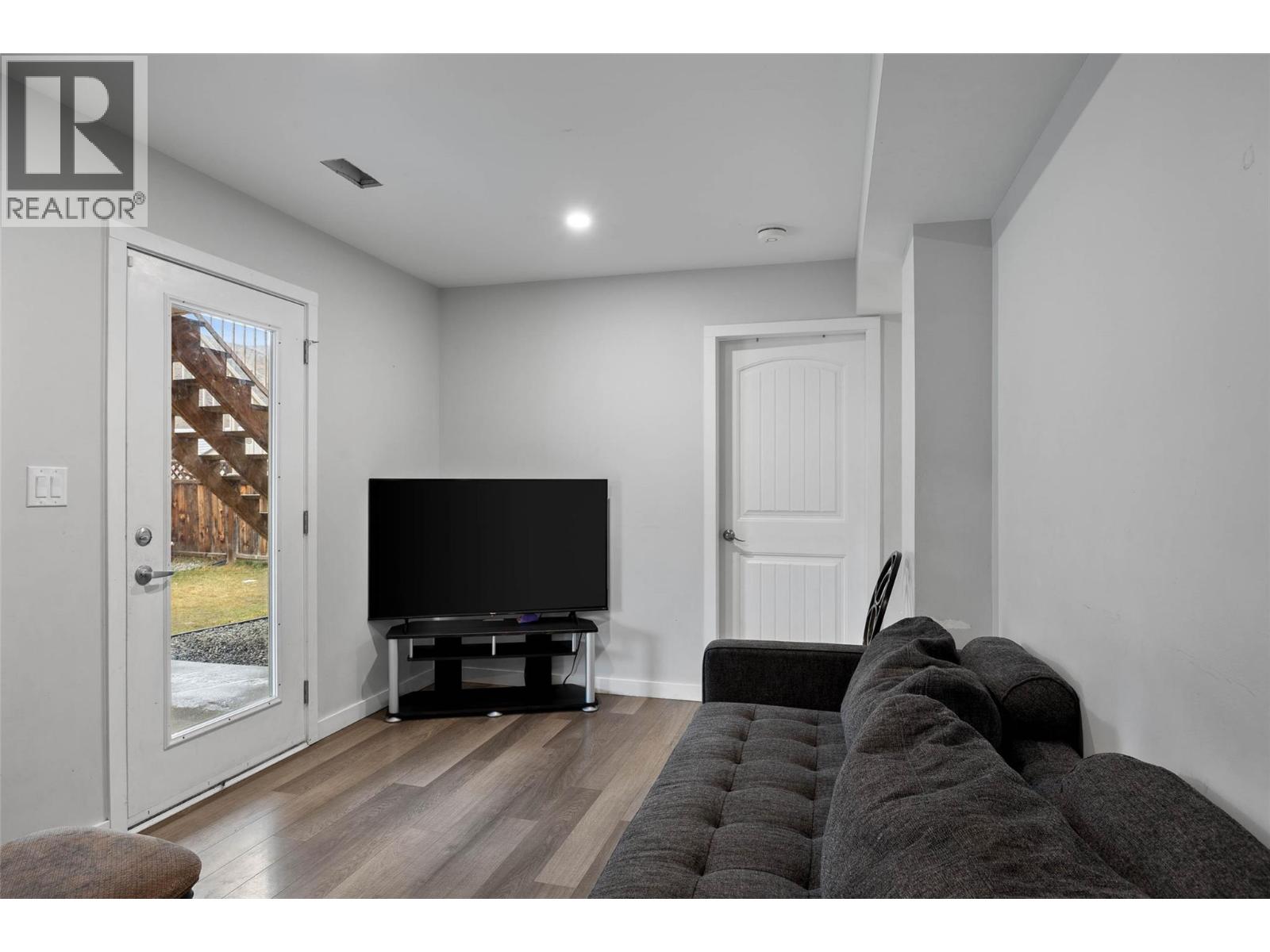 2656 Briarwood Avenue, Kamloops, British Columbia  V2B 0E2 - Photo 25 - 10391851