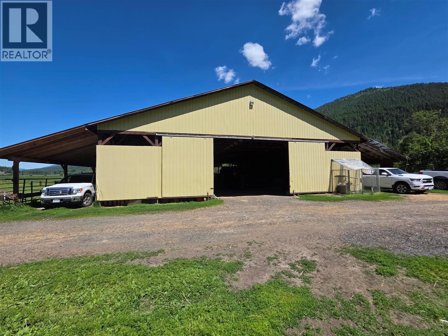 3260 Mcgillivray Creek Road, Kamloops, British Columbia  V0E 1Z0 - Photo 13 - 10391819