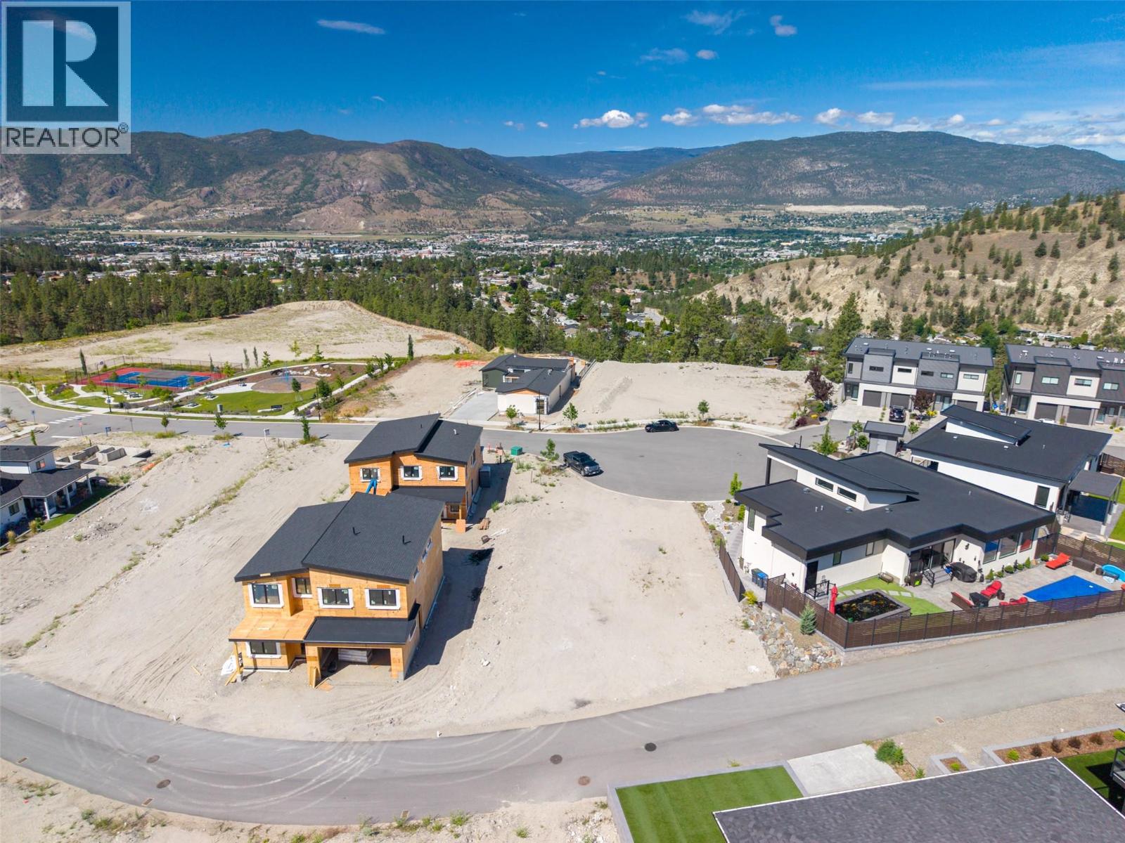 134 Deer Place, Penticton, British Columbia  V2A 0J8 - Photo 4 - 10391616