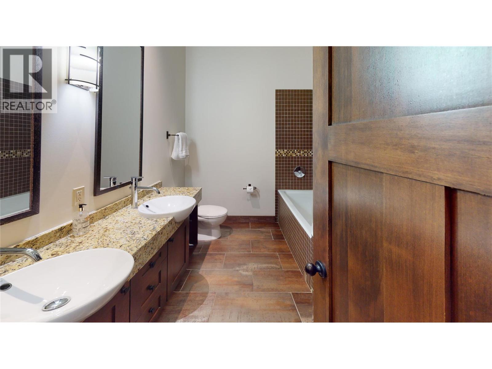 901 2nd Avenue Unit# 103b, Fernie, British Columbia  V0B 1M0 - Photo 30 - 10391383