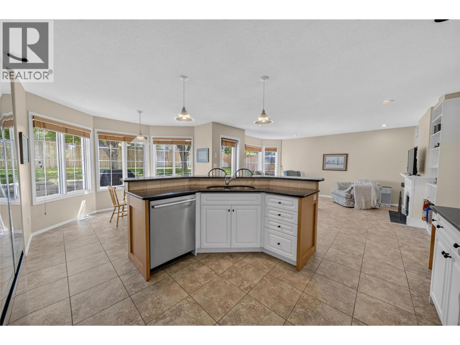 2916 Edgewood Drive, Cranbrook, British Columbia  V1C 6C9 - Photo 17 - 10391464