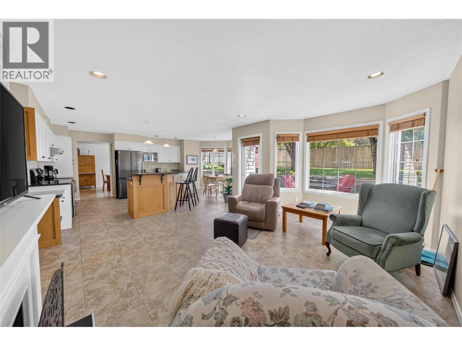2916 Edgewood Drive, Cranbrook, British Columbia  V1C 6C9 - Photo 21 - 10391464