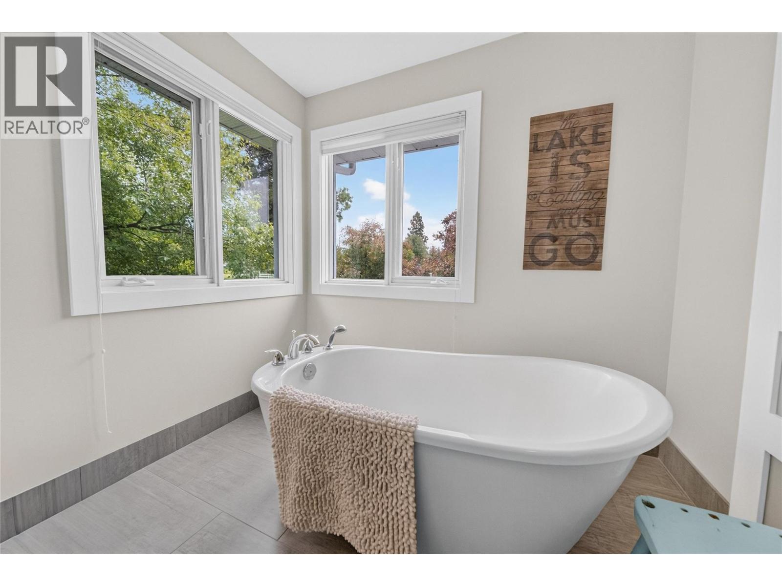 2916 Edgewood Drive, Cranbrook, British Columbia  V1C 6C9 - Photo 33 - 10391464