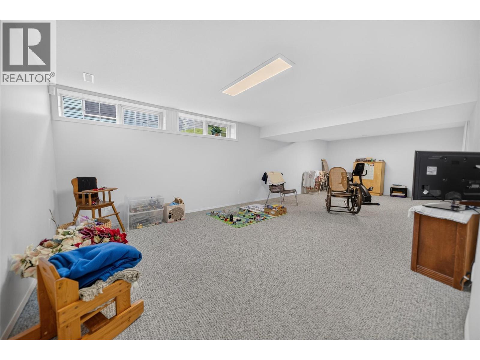 2916 Edgewood Drive, Cranbrook, British Columbia  V1C 6C9 - Photo 45 - 10391464