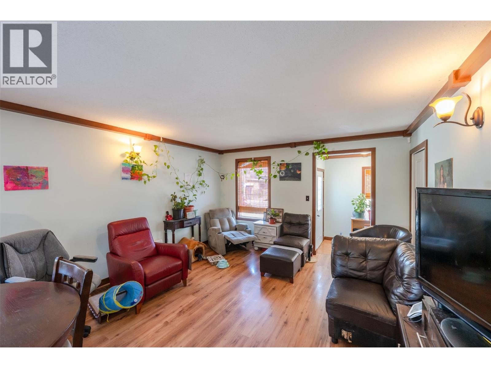 759 Government Street, Penticton, British Columbia  V2A 4T5 - Photo 2 - 10391853