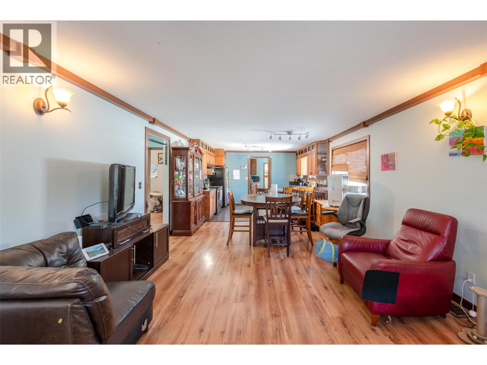 759 Government Street, Penticton, British Columbia  V2A 4T5 - Photo 5 - 10391853