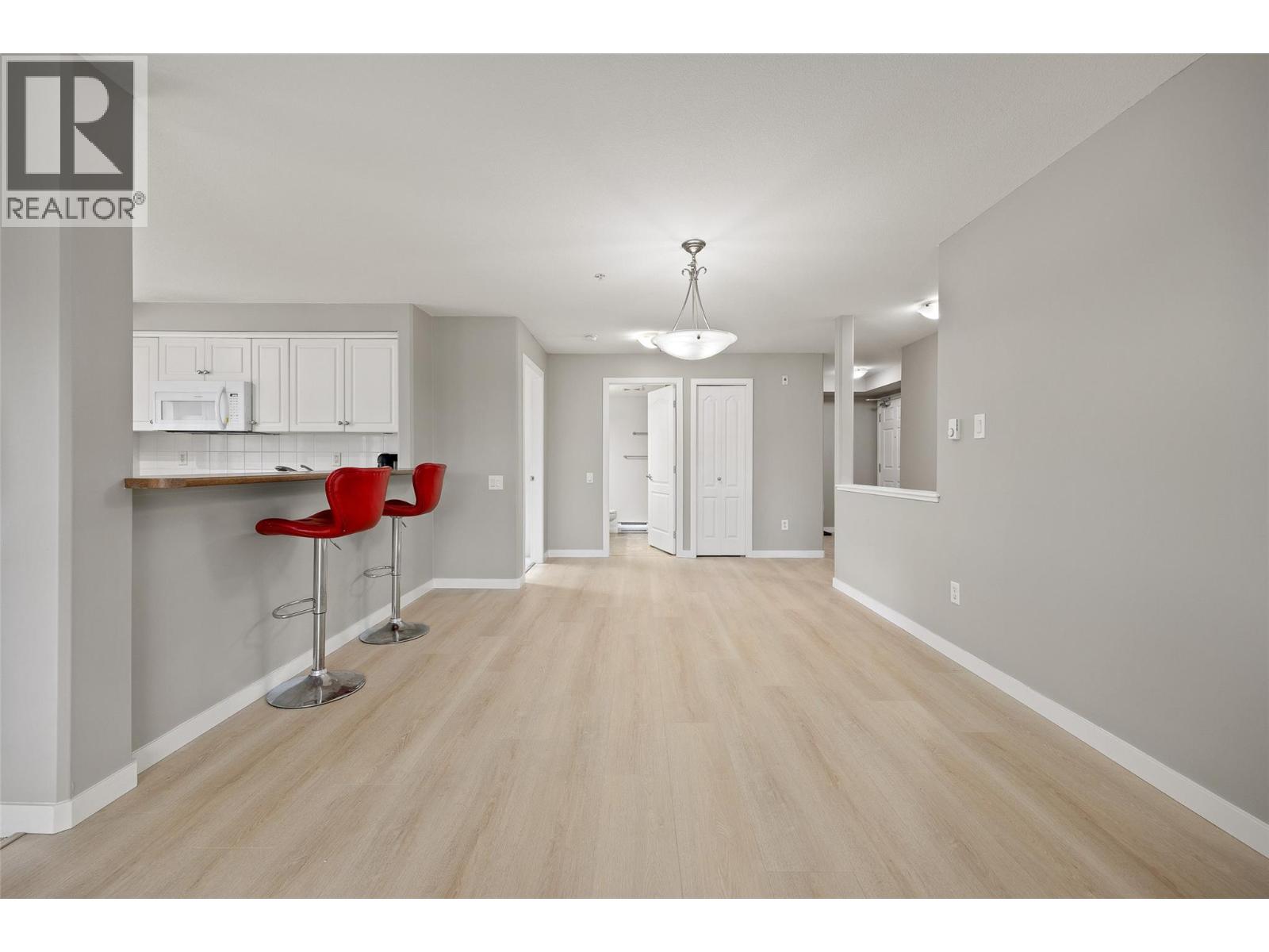 686 Lequime Road Unit# 306, Kelowna, British Columbia  V1W 1A4 - Photo 5 - 10391715