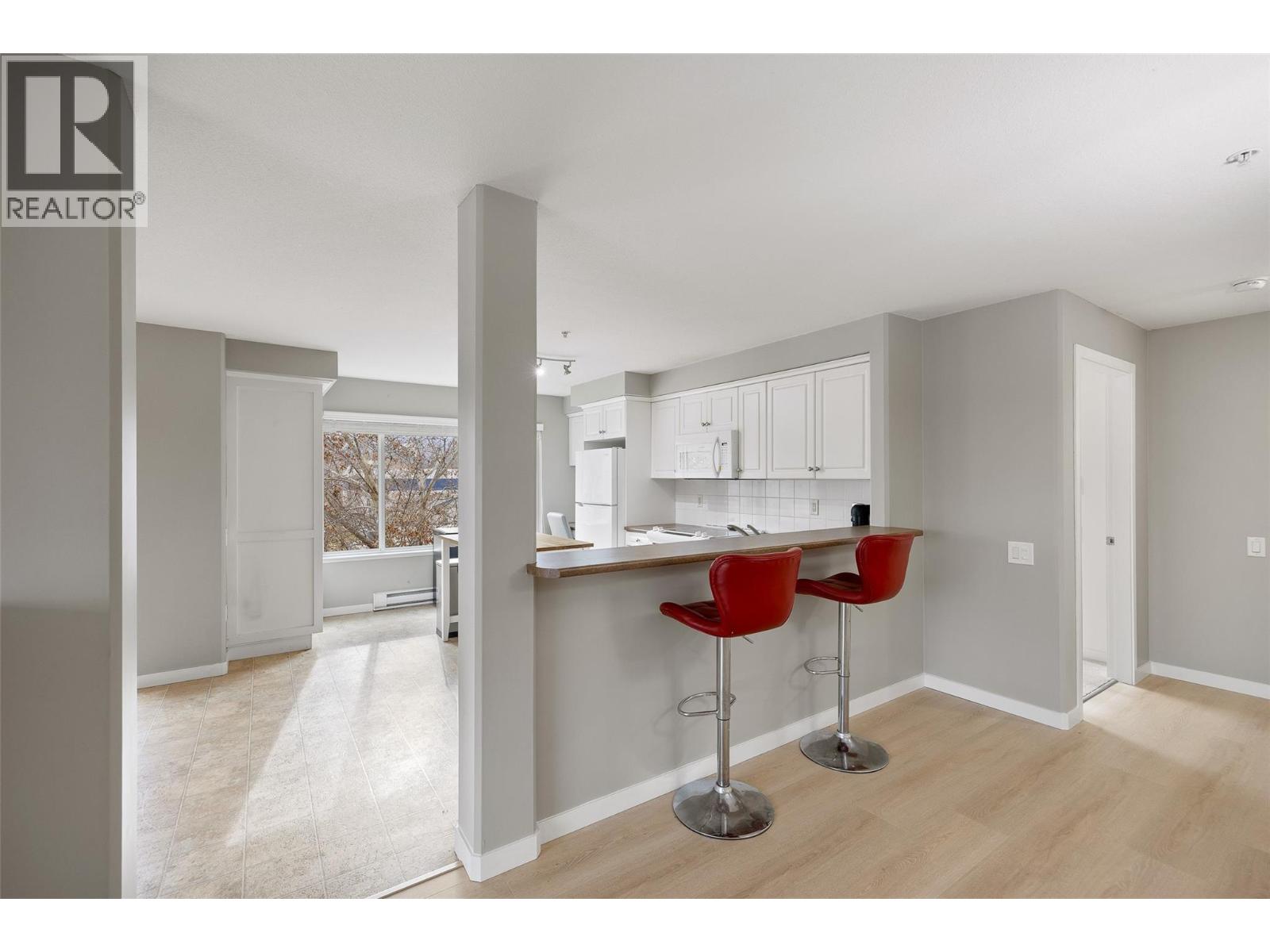 686 Lequime Road Unit# 306, Kelowna, British Columbia  V1W 1A4 - Photo 9 - 10391715