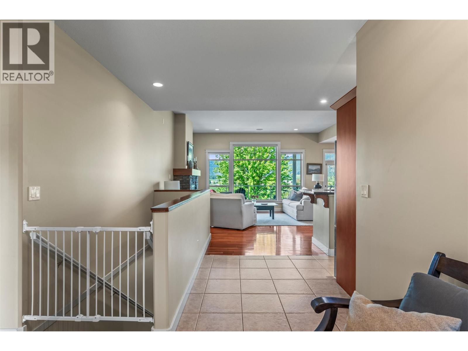 3931 Pothecary Place, Armstrong, British Columbia  V4Y 0X7 - Photo 9 - 10391203