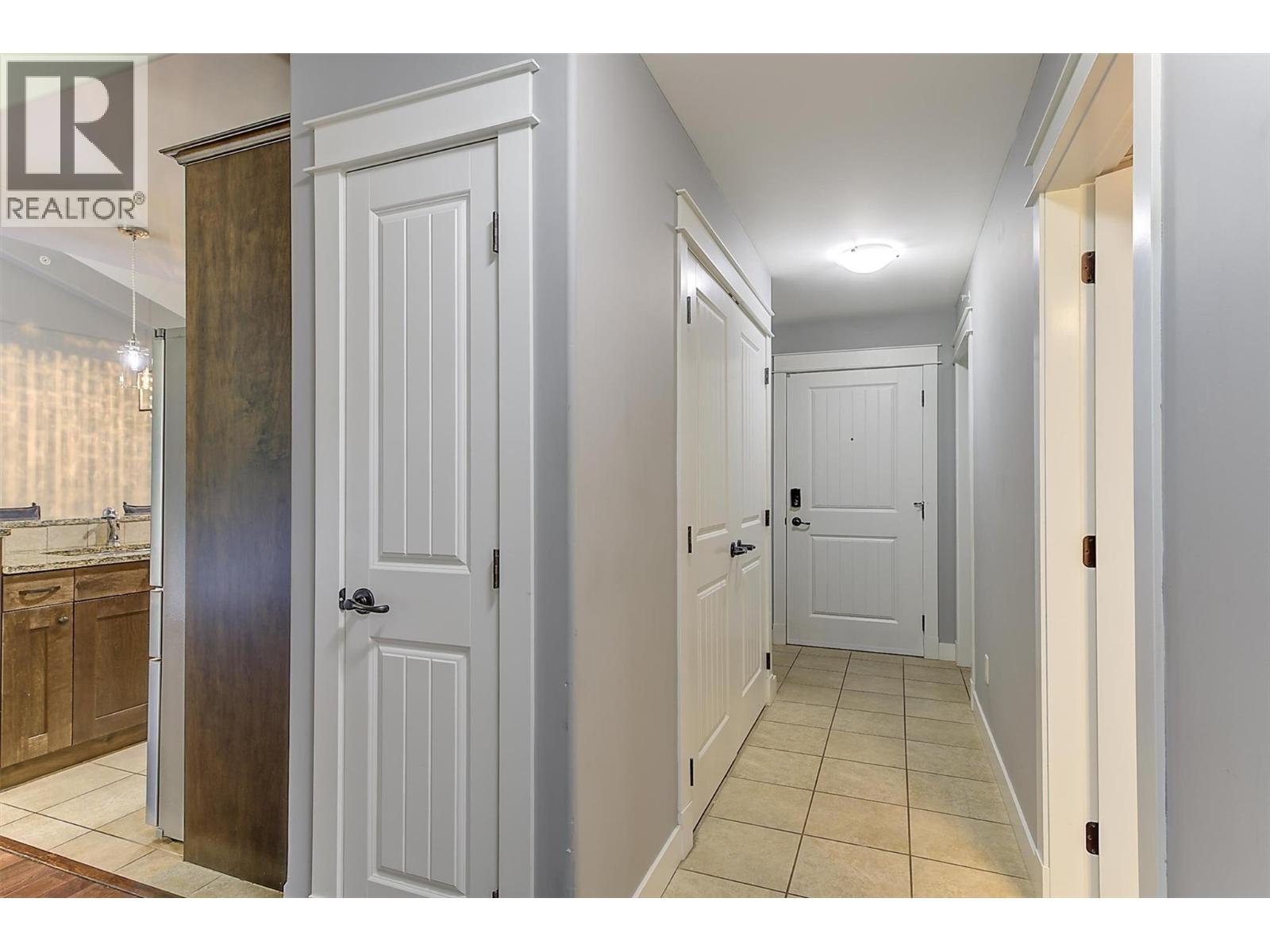 2470 Tuscany Drive Unit# 405, West Kelowna, British Columbia  V4T 3G8 - Photo 39 - 10389485