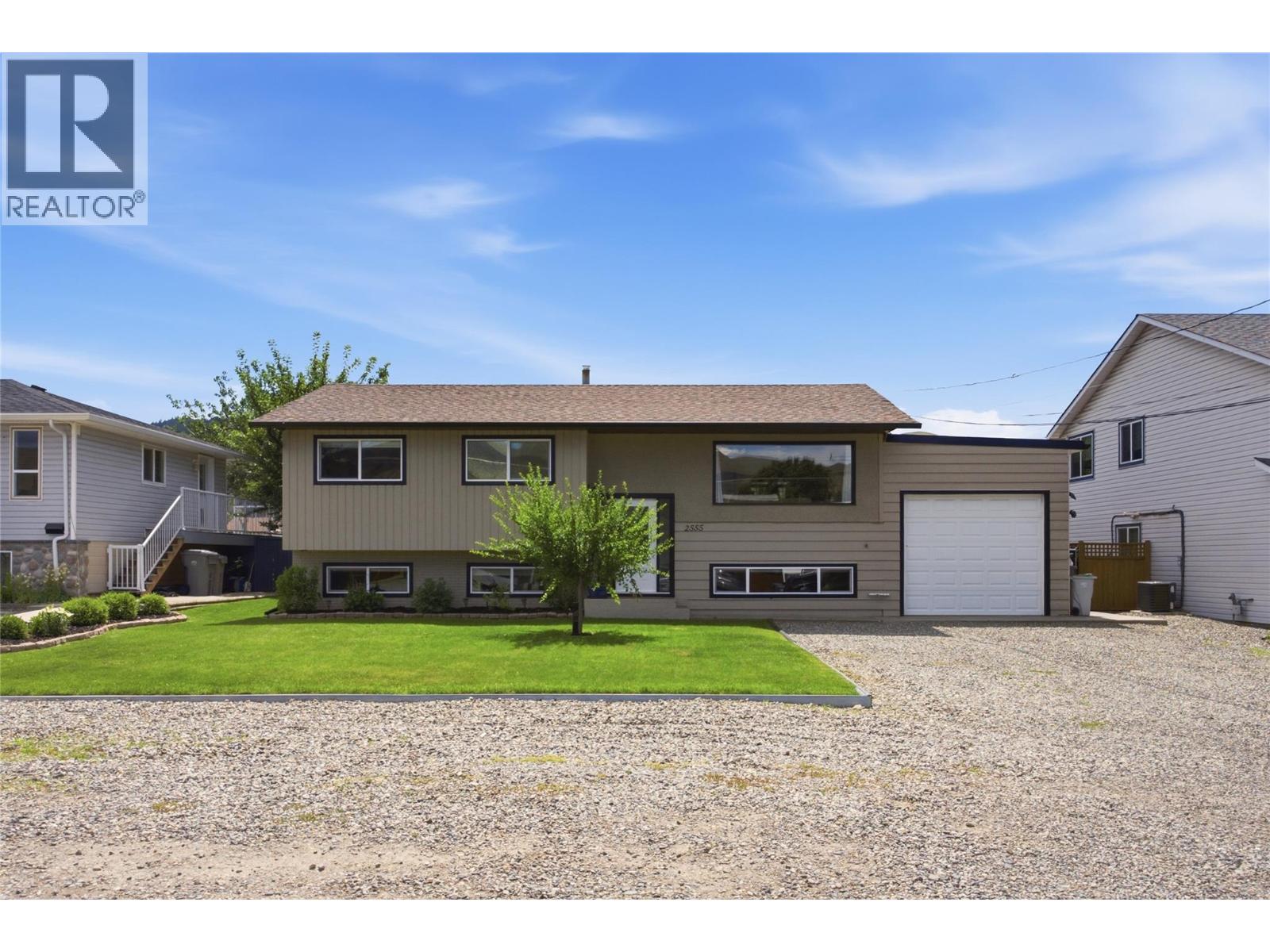 2555 GLENVIEW Avenue, kamloops, British Columbia