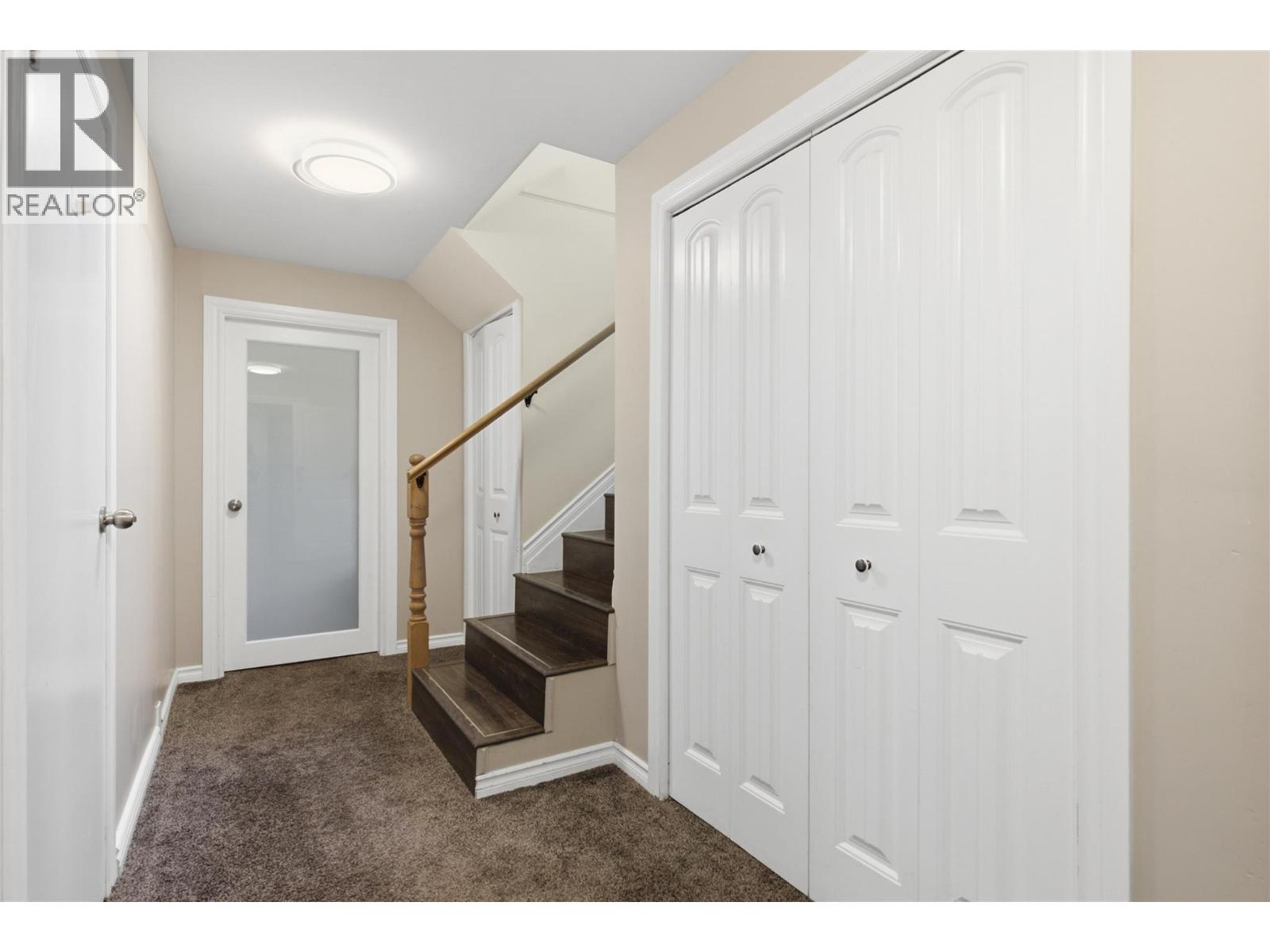 2555 Glenview Avenue, Kamloops, British Columbia  V2B 4L5 - Photo 20 - 10391029