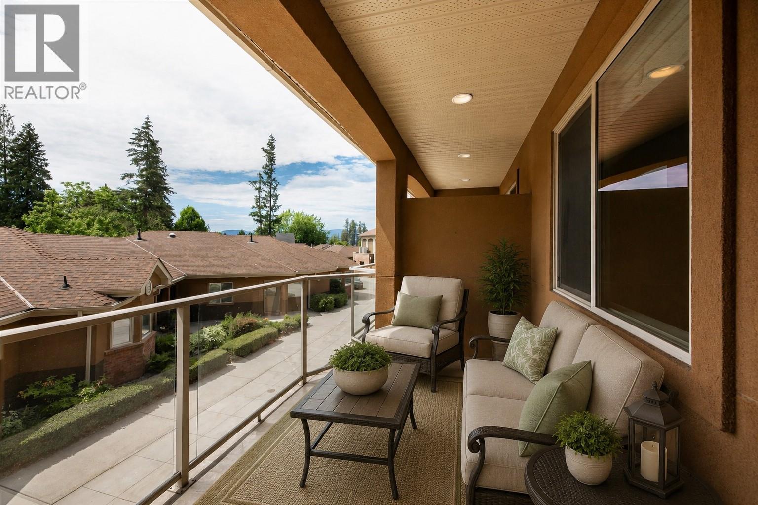 4433 Gordon Drive Unit# 212, Kelowna, British Columbia  V1W 1S9 - Photo 4 - 10391313