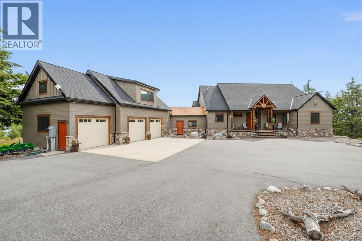 935 Eagle Place, Osoyoos, British Columbia  V0H 1V6 - Photo 3 - 10390852