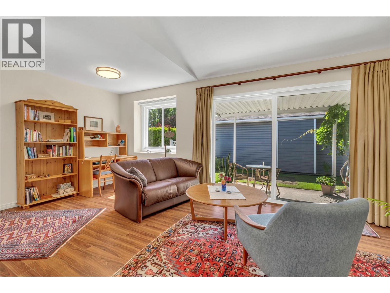 64 Kingfisher Drive, Penticton, British Columbia  V2A 8K6 - Photo 4 - 10390067