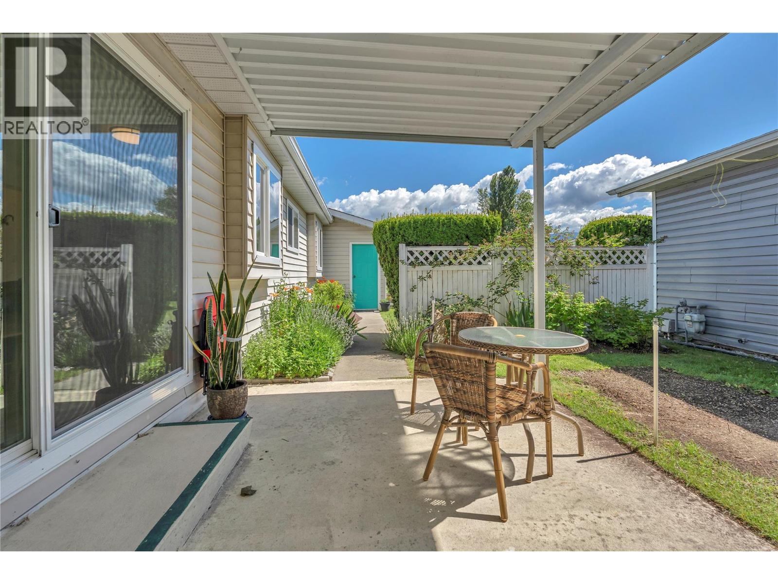 64 Kingfisher Drive, Penticton, British Columbia  V2A 8K6 - Photo 8 - 10390067