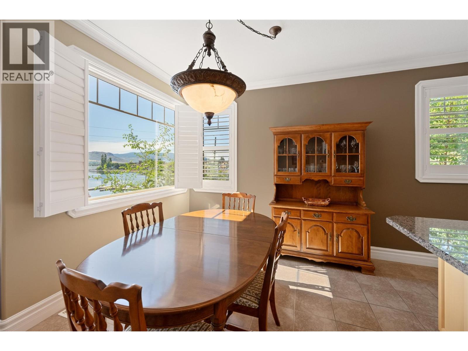 6202 89th Street, Osoyoos, British Columbia  V0H 1V1 - Photo 10 - 10391353